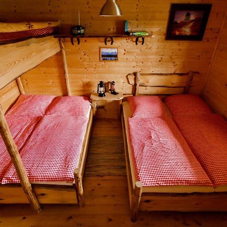Horse Lake Ranch Neuendorf  Экстерьер фото