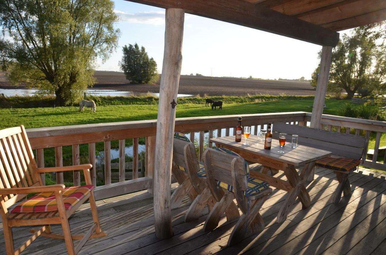 Horse Lake Ranch Neuendorf  Экстерьер фото